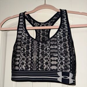 Under Armour UA Workout Bra Top Size Medium